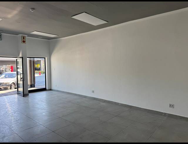 56M² RETAIL TO LET IN WYNBERG